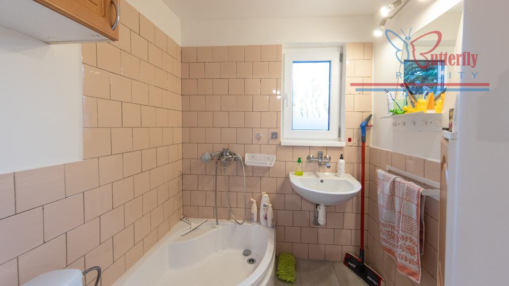 NA PREDAJ: záhrada 720 m2 s chatkou, Mokráň záhon