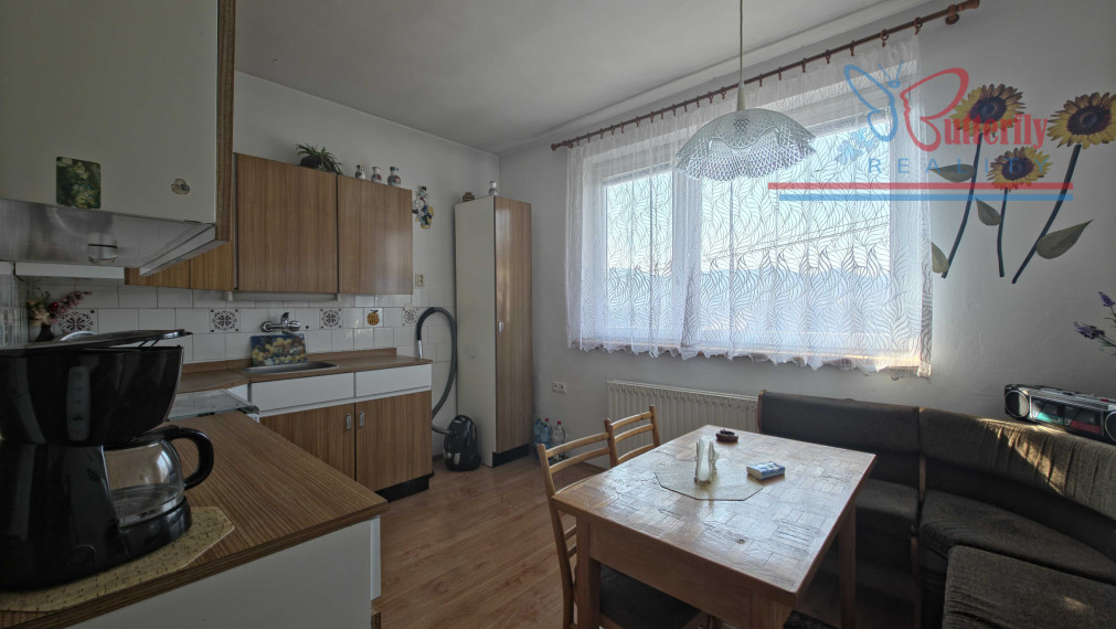 PREDAJ Rodinný dom s veľkorysým pozemkom v Handlovej – Robotnícka ulica