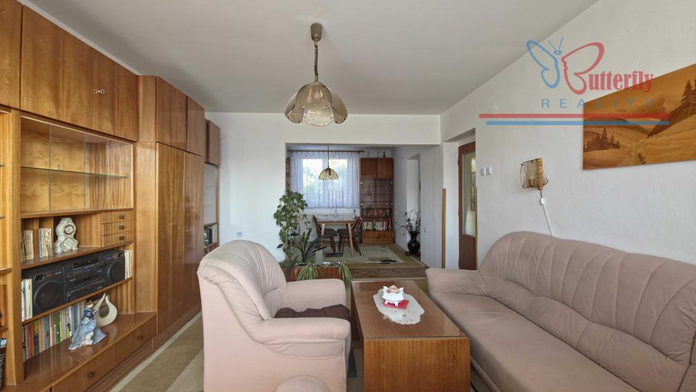 PREDAJ Rodinný dom s veľkorysým pozemkom v Handlovej – Robotnícka ulica