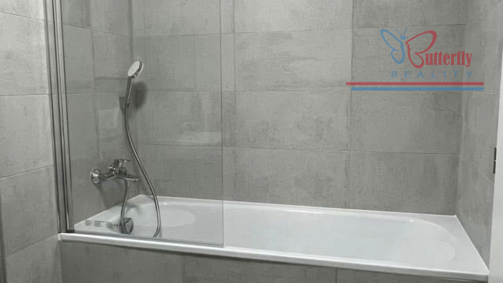 PRENÁJOM Svetlý 2-izbový byt s priestrannou loggiou a parkovaním