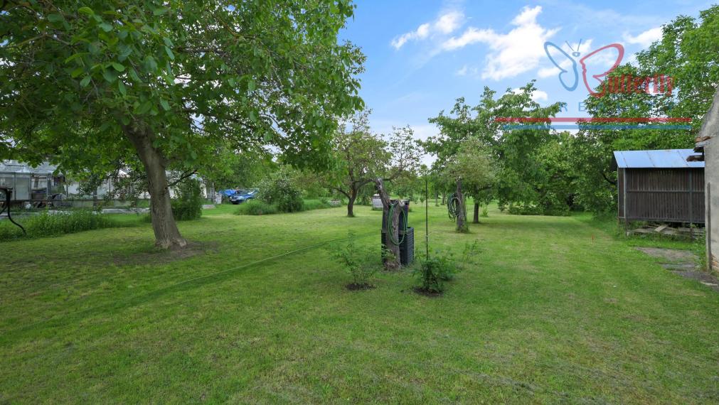 P R E D A J  POZEMOK  V TOMÁŠOVE NA TEHELNEJ ULICI