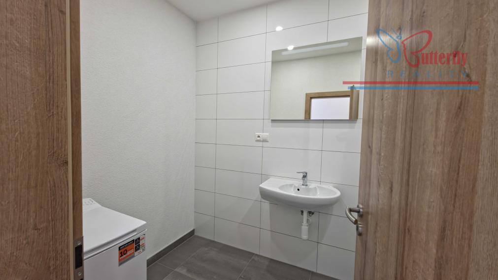 Moderné bývanie 3 izbový byt s vlastným vstupom Bošany