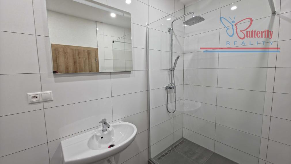 Moderné bývanie 3 izbový byt s vlastným vstupom Bošany