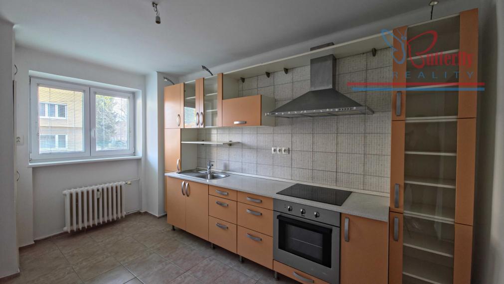 PREDAJ 3 izbový byt, 81 m2, Handlová, 29.augusta