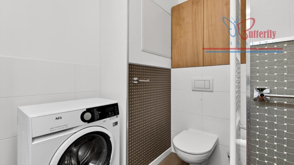 P R E D A J 1,5-izb byt v novostavbe Slnečnice mesto