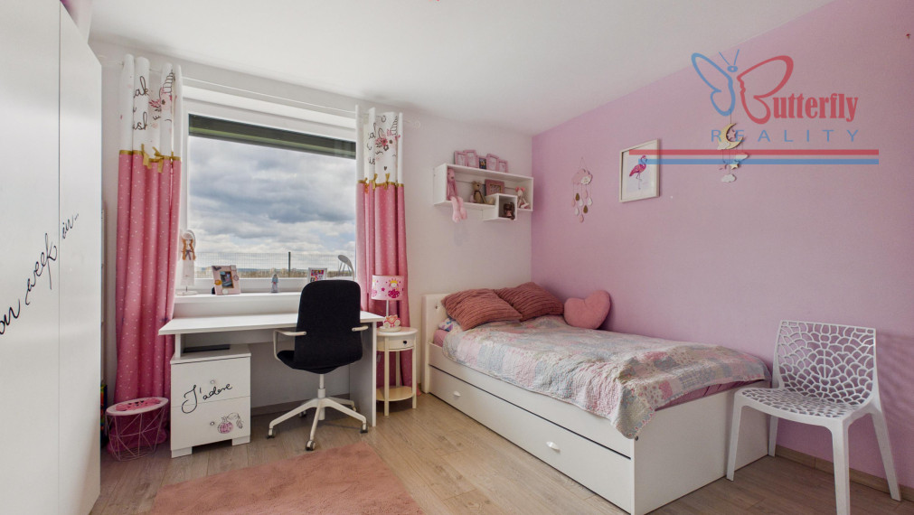 NA PREDAJ: 5-izbový rodinný dom v Limbachu: Bývanie priamo nad vinicami