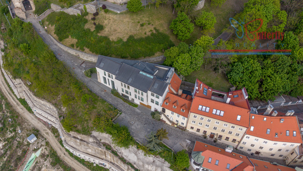 Bývanie s pečaťou histórie: Barokový meštiansky dom priamo pod Bratislavským hradom