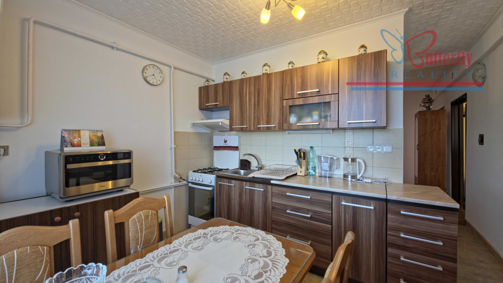 PREDAJ 3 izbový byt s loggiou a vlastným kúrením  Skačany