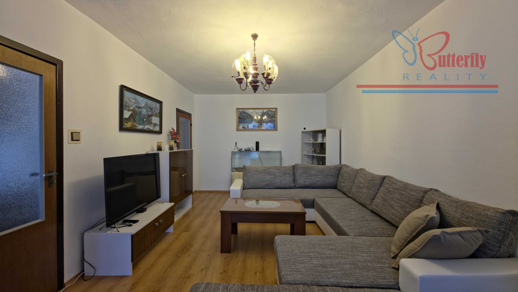 PREDAJ 3 izbový byt s loggiou a vlastným kúrením  Skačany