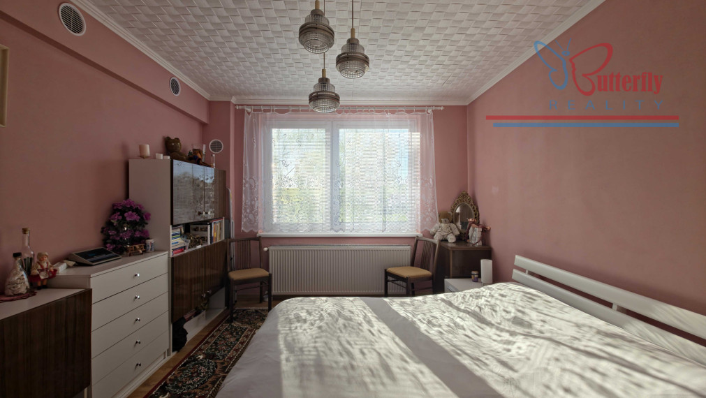 PREDAJ 3 izbový byt s loggiou a vlastným kúrením  Skačany