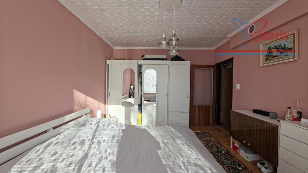 PREDAJ 3 izbový byt s loggiou a vlastným kúrením  Skačany