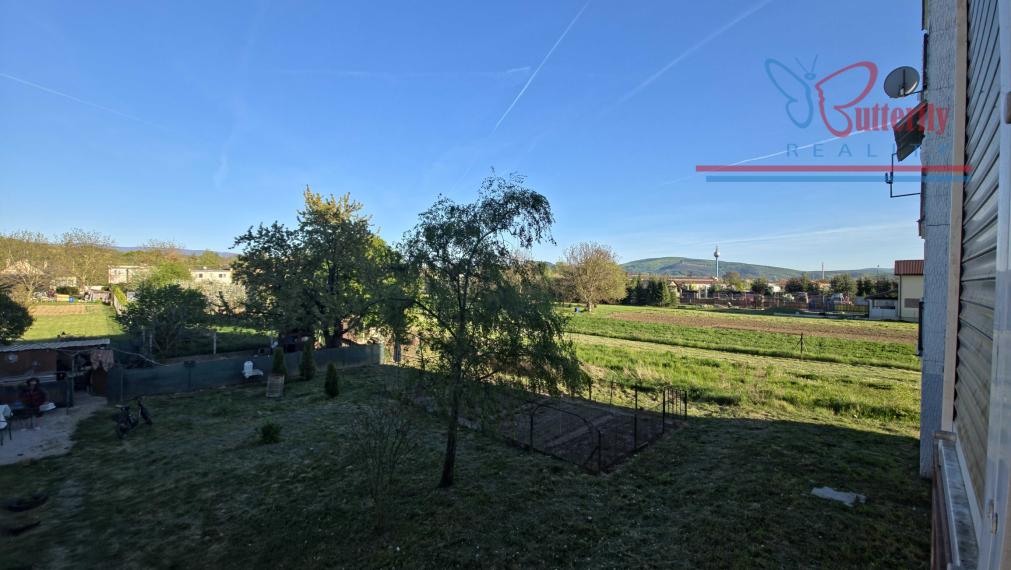 PREDAJ 3 izbový byt s loggiou a vlastným kúrením  Skačany