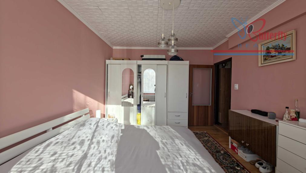 PREDAJ 3 izbový byt s loggiou a vlastným kúrením  Skačany