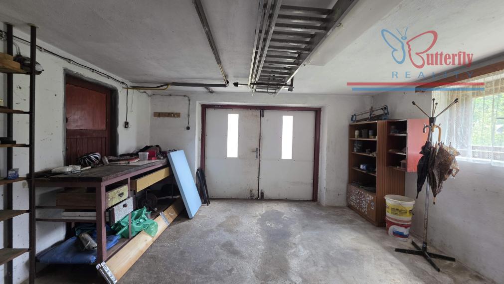 Predaj dom Raztočno pozemok 716 m2