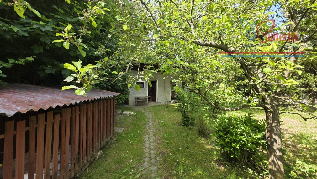 Predaj dom Raztočno pozemok 716 m2