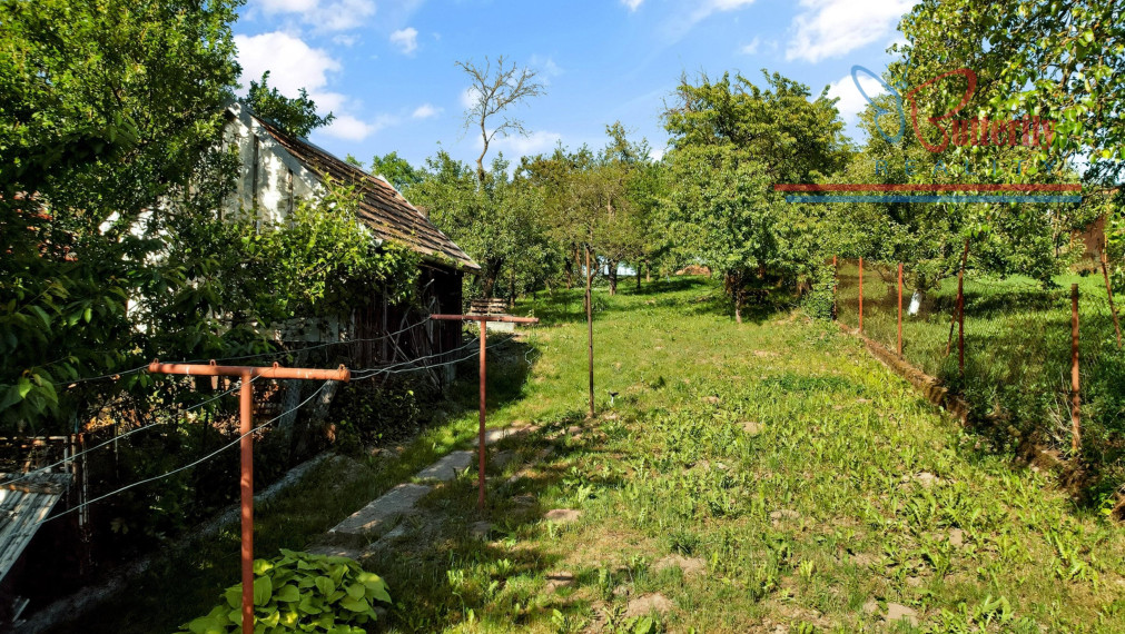 P R E D A J RODINNÝ DOM  NA CEROVEJ V NÁDHERNOM PROSTREDÍ MALÝCH KARPAT