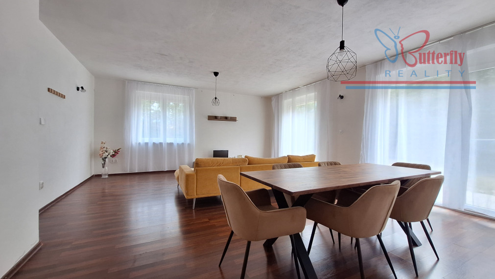 NA PRENÁJOM: priestranný rodinný dom v Turni