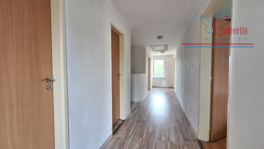 NA PRENÁJOM: priestranný rodinný dom v Turni