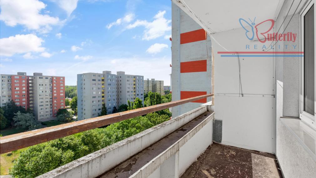 PREDAJ 3-izb. byt pri električke, Rovniankova 14, Petržalka