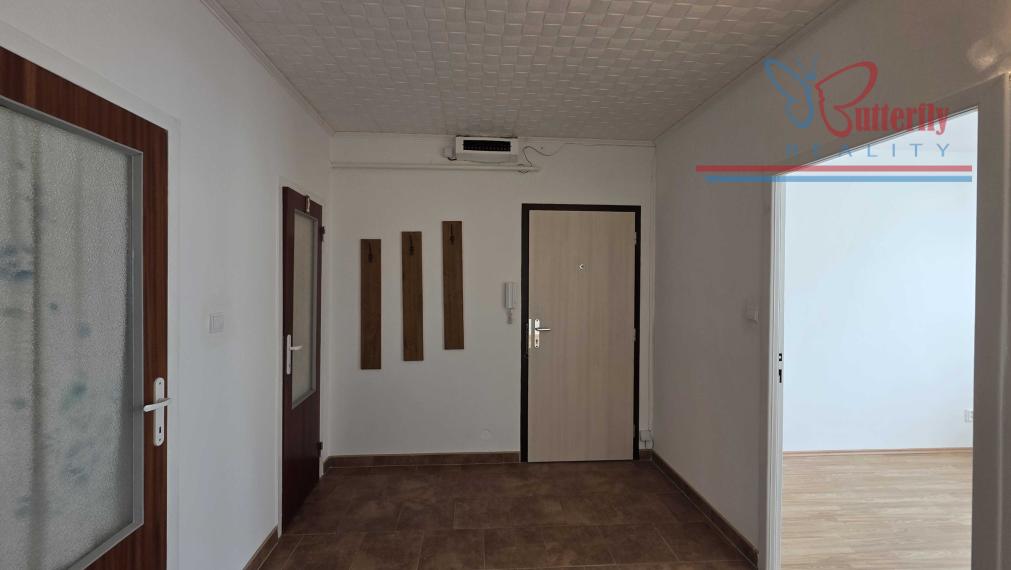 Predaj 3 izbový byt po kompletnej rekonštrukcii s vlastným kúrením Skačany