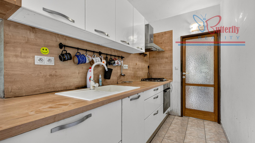 PREDAJ veľký 3-izb. 85m2 byt, Ružinov-Pošeň, Štefunkova ul.