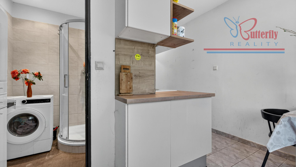 PREDAJ veľký 3-izb. 85m2 byt, Ružinov-Pošeň, Štefunkova ul.