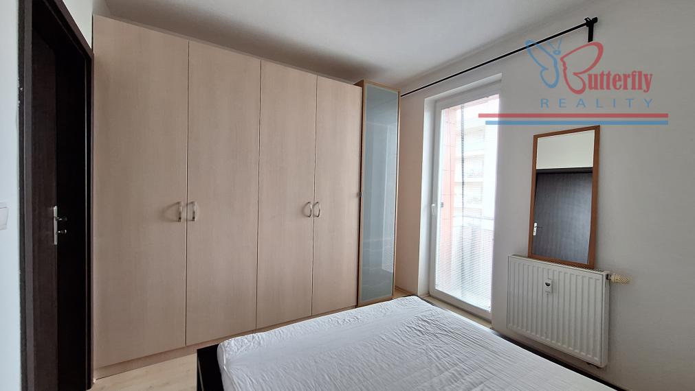 NA PRENÁJOM: zariadený 2 izb. byt, garážové státie, Záhorská Bystrica