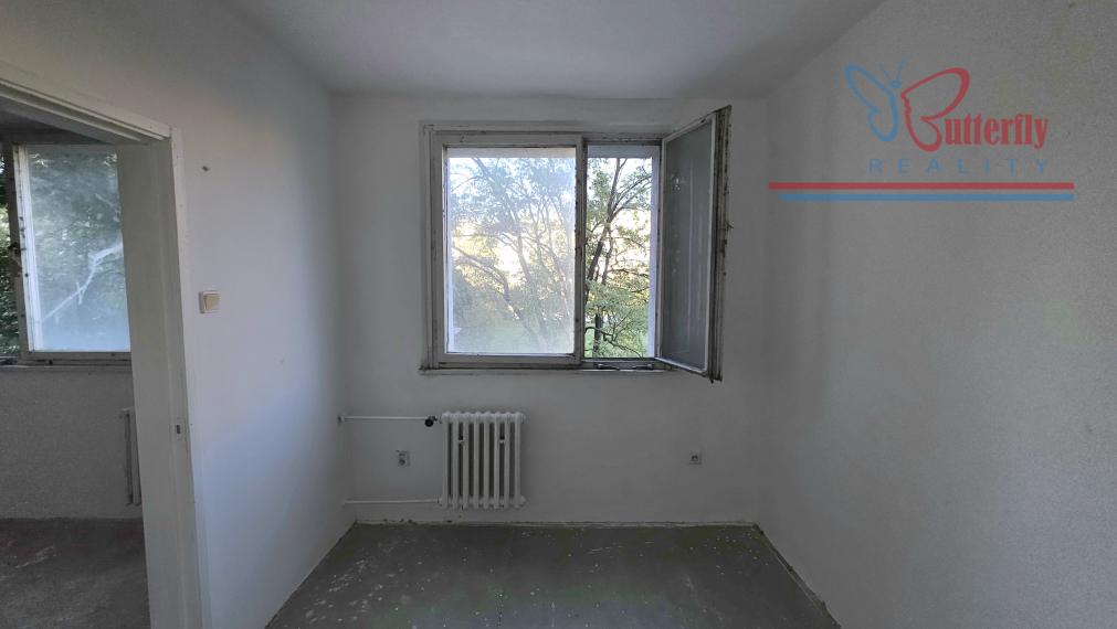Predaj 4-izbový byt s loggiou 75 m² Bratislava Dúbravka, Gallayova