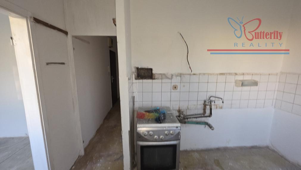 Predaj 4-izbový byt s loggiou 75 m² Bratislava Dúbravka, Gallayova