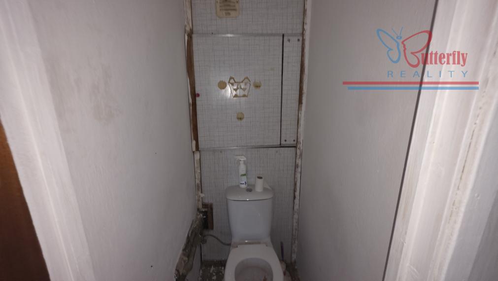 Predaj 4-izbový byt s loggiou 75 m² Bratislava Dúbravka, Gallayova