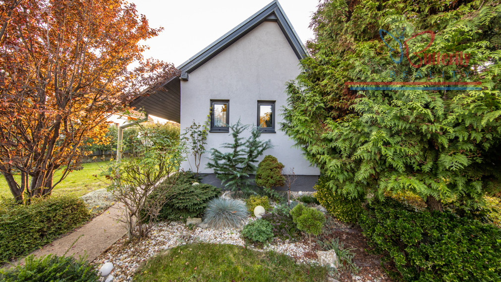 NA PREDAJ: záhrada 720 m2 s chatkou, Mokráň záhon
