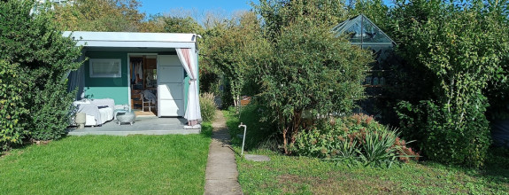 PREDAJ Záhrada 338m2, Ružinov. Elektrina, voda, chatky, wc
