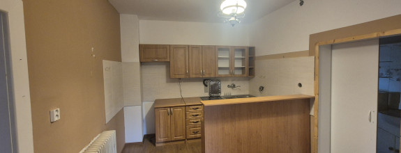 Predaj 2 izbový dom Valaská Belá pozemok 605 m2