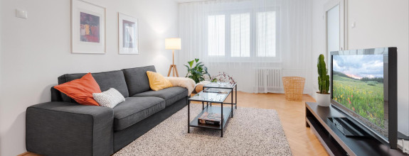 P R E N Á J O M  2 izb byt v srdci Ružinova na Štrkovci