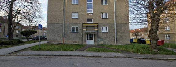 PREDAJ 3 izbový byt, 81 m2, Handlová, 29.augusta