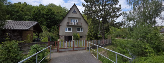 Predaj dom Raztočno pozemok 716 m2