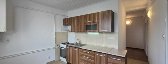 Predaj 3 izbový byt po kompletnej rekonštrukcii s vlastným kúrením Skačany