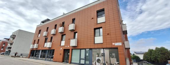 NA PRENÁJOM: zariadený 2 izb. byt, garážové státie, Záhorská Bystrica