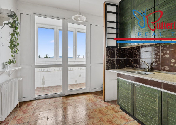 PREDANÉ   PREDAJ - 3 izbový byt čiastočná rekonštrukcia - Bratislava-Petržalka