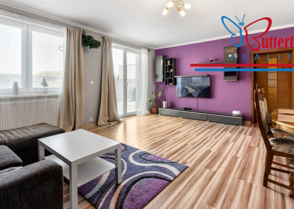 P R E N A J A T É  - veľký 3-izbový kompletne zariadený byt s veľkou záhradou v tichej časti Rovinky na Jazdeckej ulici.