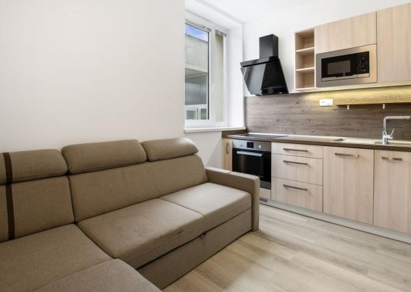 PREDAJ 2 izbový byt s parkovacím miestom, 42,5 m2, v novostavbe Central Prievidza, na ulici Terézie Vansovej.