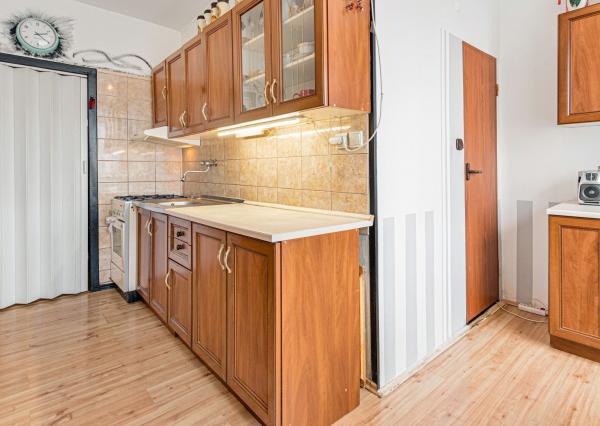 PREDANÝ 3 izbový byt, 64 m2, Handlová, Morovnianská cesta