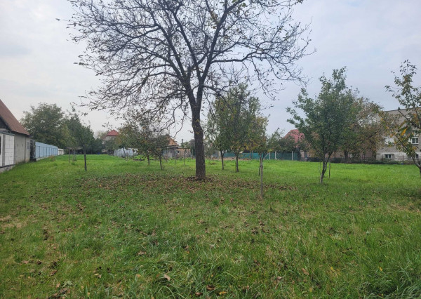 PREDANÝ stavebný pozemok o rozlohe 1292 m2 v obci Bystričany Vieska
