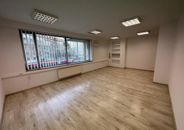 NA PRRENÁJOM: 34,50 m2 kancelária, Košická ul., Nivy