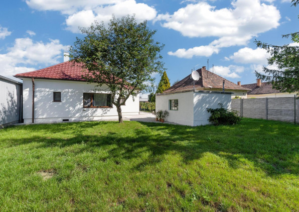 PREDAJ pekný 4,5-izb. dom 160m2, 5a pozemok, garáž, Tureň-Zonc, ihneď k nasťahovaniu