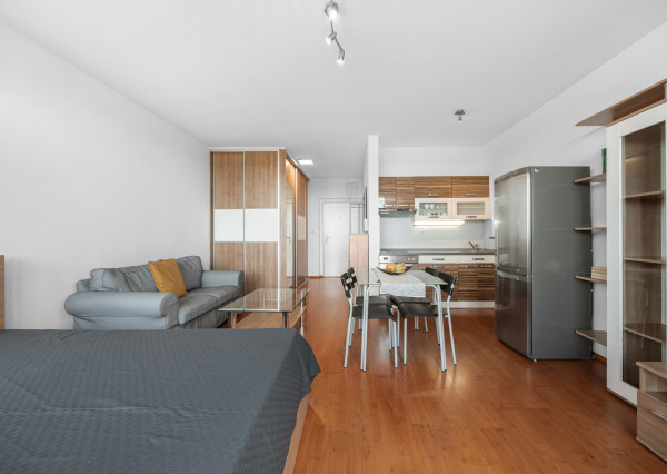 PREDANÉ 1 izbový byt na Tomášikovej ulici v bytovom komplexe KOLOSEO