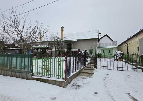 Predaj rodinný dom Nitrianske Pravno časť Solka, pozemok 815 m2