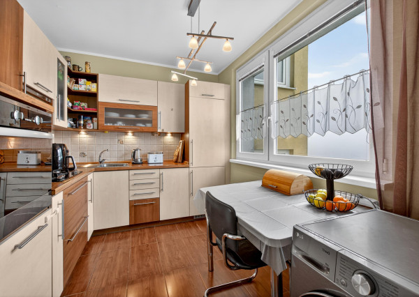 PREDAJ - 4-izbový byt na Nejedlého ulici, Bratislava – Dúbravka