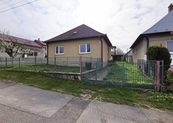 Predaj 3 izbový byt v Čereňanoch ulica Balovská 101/29